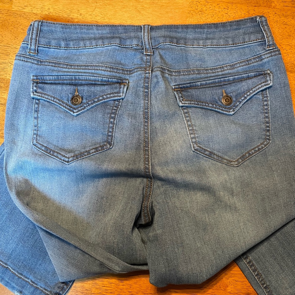 Time & Tru straight leg jeans. Size 10